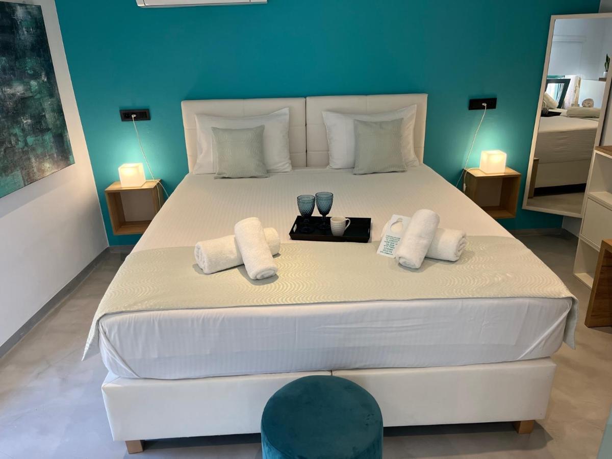 Antica Canea Luxury Rooms Chrissi Akti Chania Exterior foto