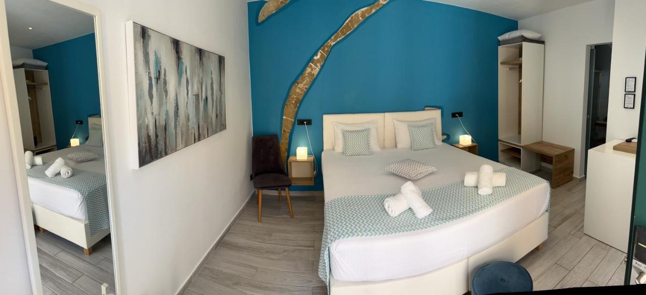 Antica Canea Luxury Rooms Chrissi Akti Chania Exterior foto