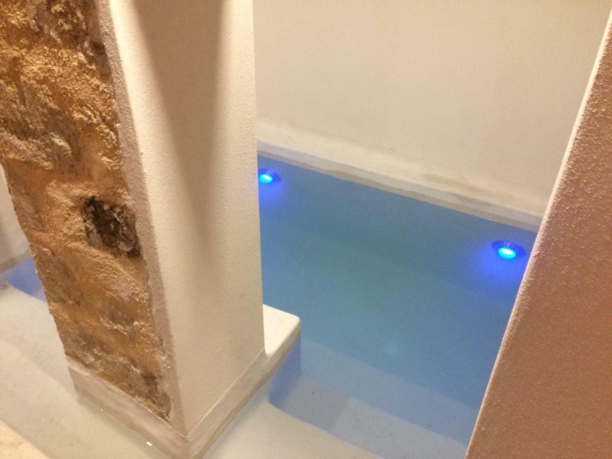 Antica Canea Luxury Rooms Chrissi Akti Chania Exterior foto